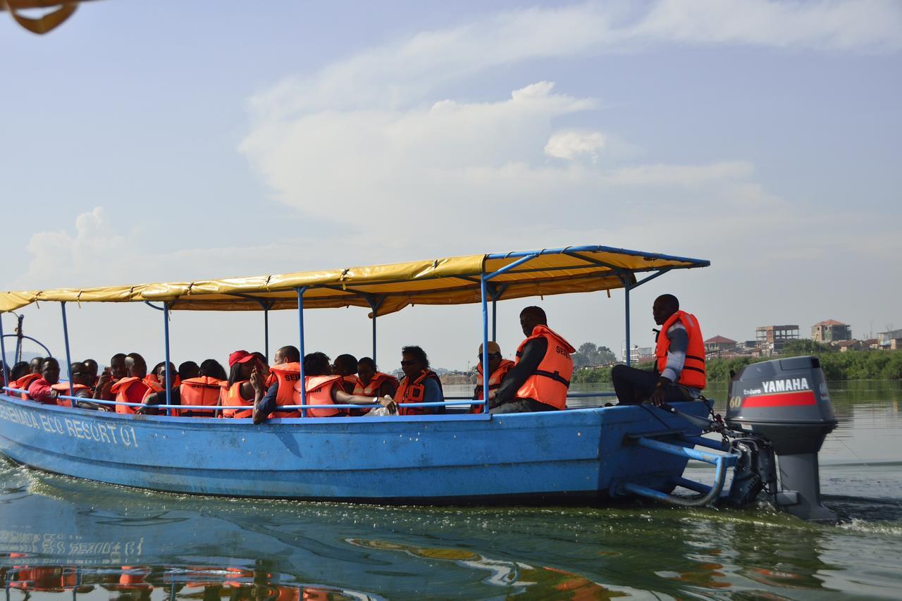 Serenada Eco Resort Mukono Town Luaran gambar